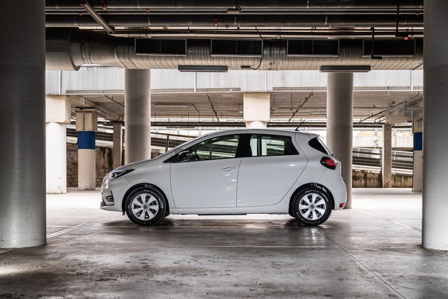  Renault Zoe Van 2020 года  (фото 5 из 26)